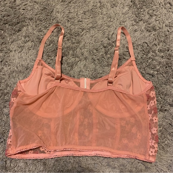 Sheer floral corset top - Picture 2 of 2